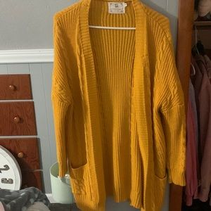 Small mustard cardigan